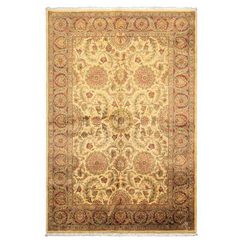 Hand knotted wool - 6'1''x8'10'',